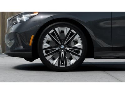 2027 BMW 5 Series 530i xDrive Sedan