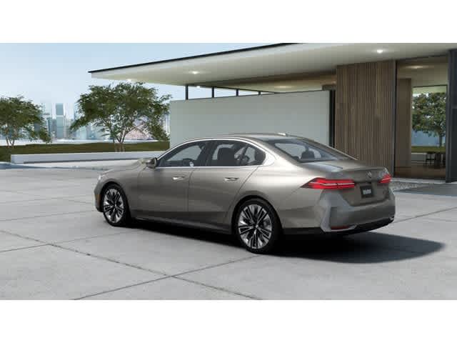 2027 BMW 5 Series 530i xDrive Sedan