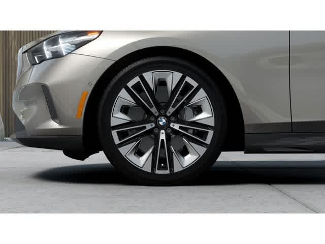 2027 BMW 5 Series 530i xDrive Sedan