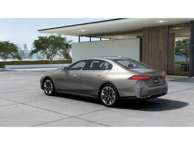2027 BMW 5 Series 530i xDrive Sedan