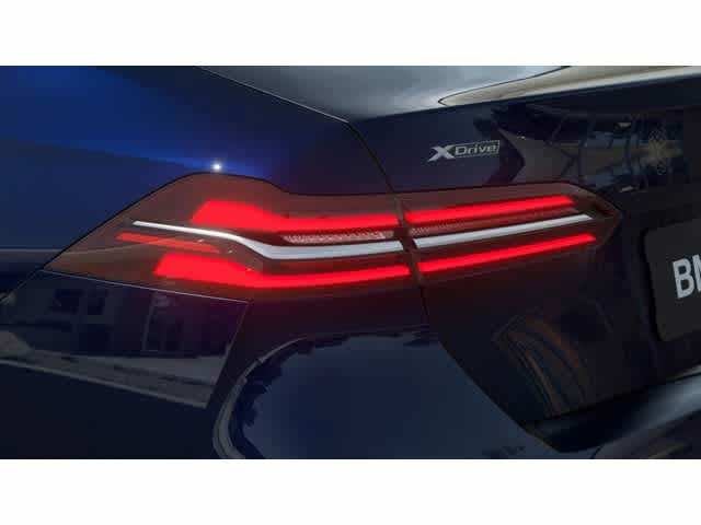 2026 BMW 5 Series 530i xDrive Sedan