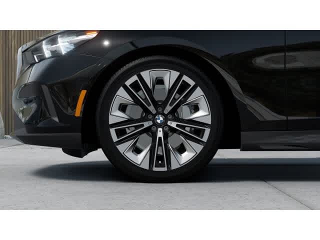 2027 BMW 5 Series 530i xDrive Sedan