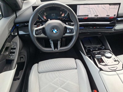 2025 BMW 5 Series 530i xDrive Sedan