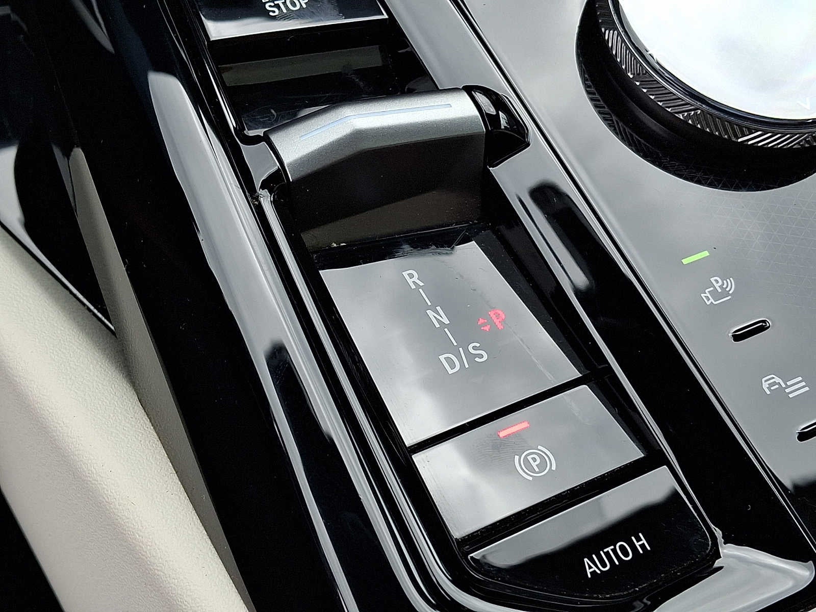 2026 BMW 5 Series 530i xDrive Sedan