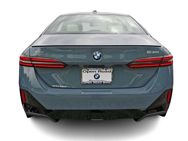 2026 BMW 5 Series 530i xDrive Sedan