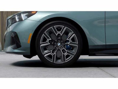 2027 BMW 5 Series 530i xDrive Sedan