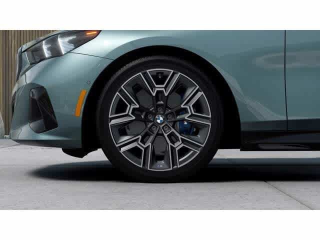 2027 BMW 5 Series 530i xDrive Sedan