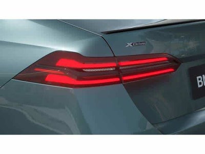 2027 BMW 5 Series 530i xDrive Sedan