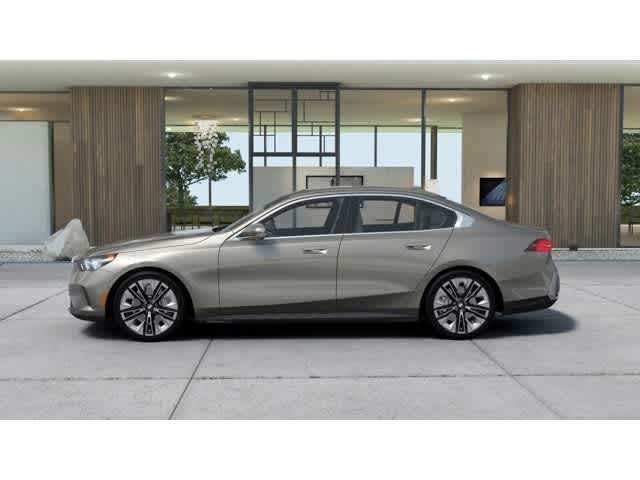 2027 BMW 5 Series 530i xDrive Sedan