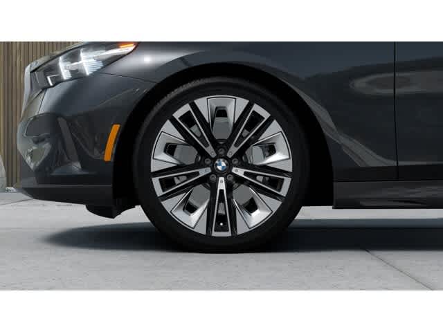 2026 BMW 5 Series 530i xDrive Sedan