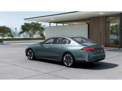 2027 BMW 5 Series 530i xDrive Sedan