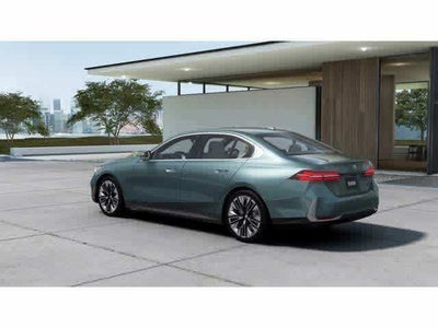 2026 BMW 5 Series 530i xDrive Sedan