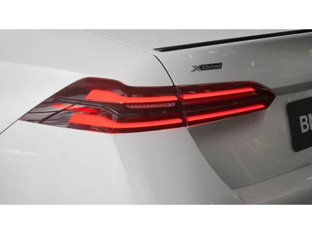 2026 BMW 5 Series 530i xDrive Sedan