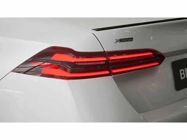 2026 BMW 5 Series 530i xDrive Sedan