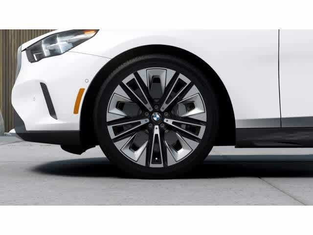 2026 BMW 5 Series 530i xDrive Sedan