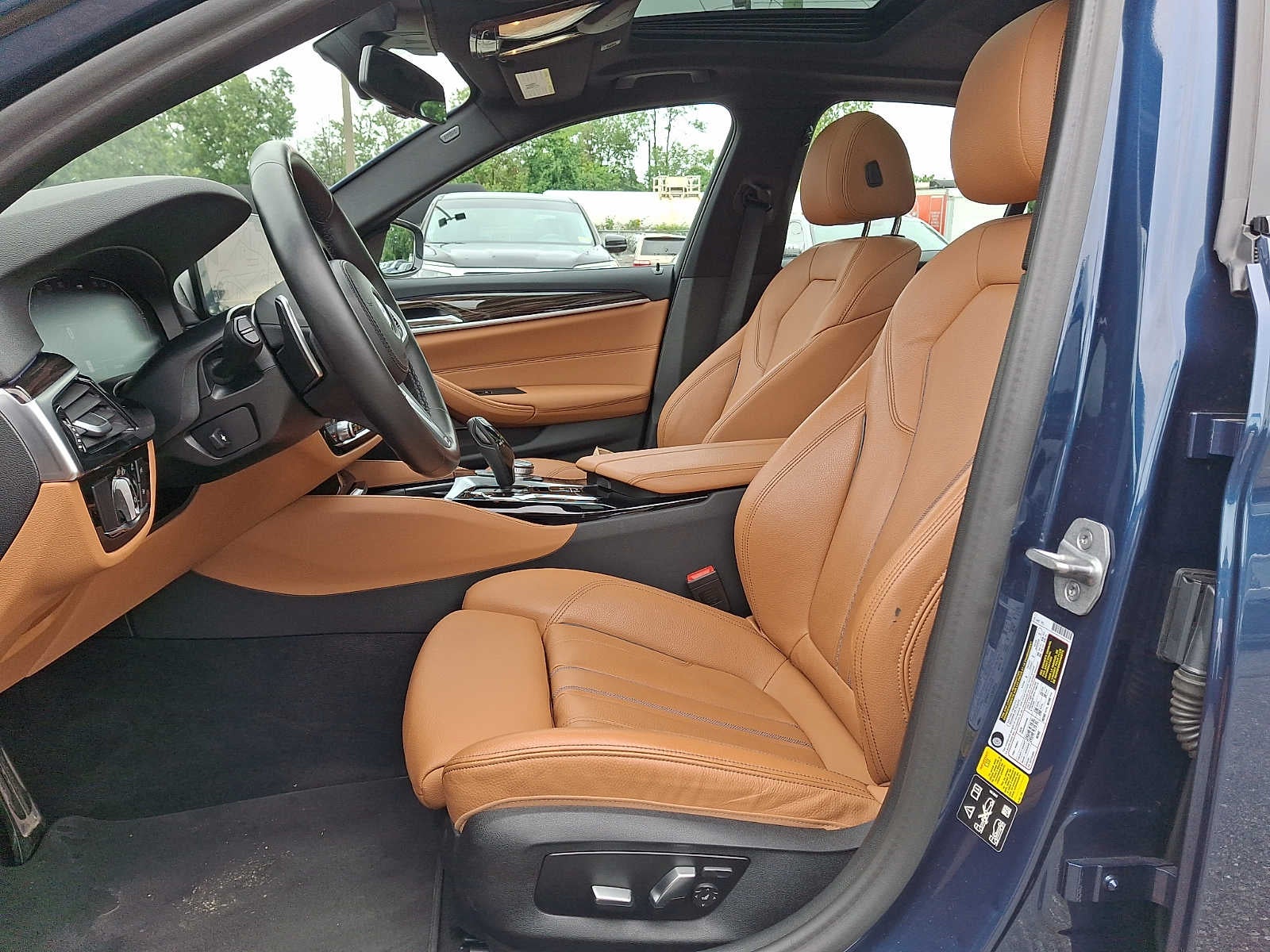 2023 BMW 5 Series 540i - Photo 10