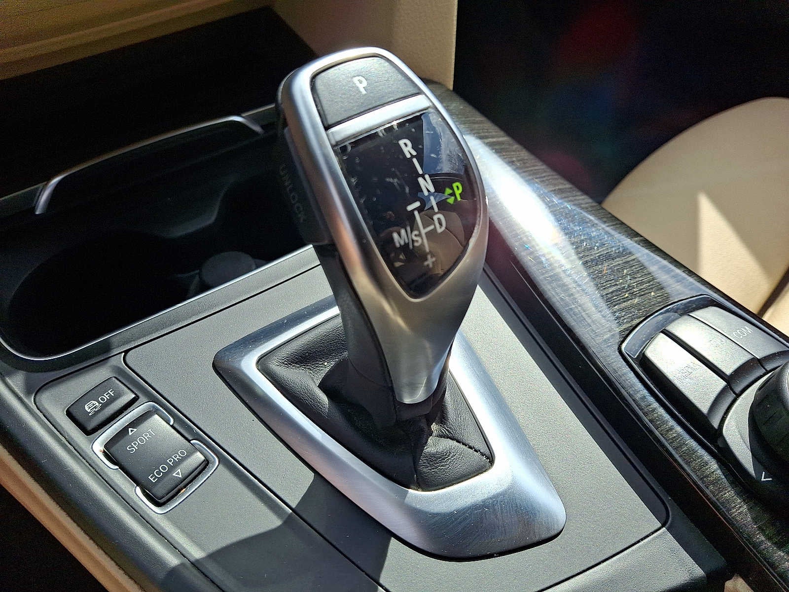 2018 BMW 3 Series 330i xDrive Sedan