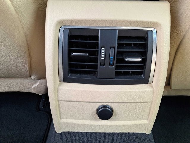 2018 BMW 3 Series 330i xDrive Sedan