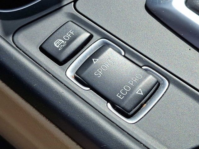 2018 BMW 3 Series 330i xDrive Sedan