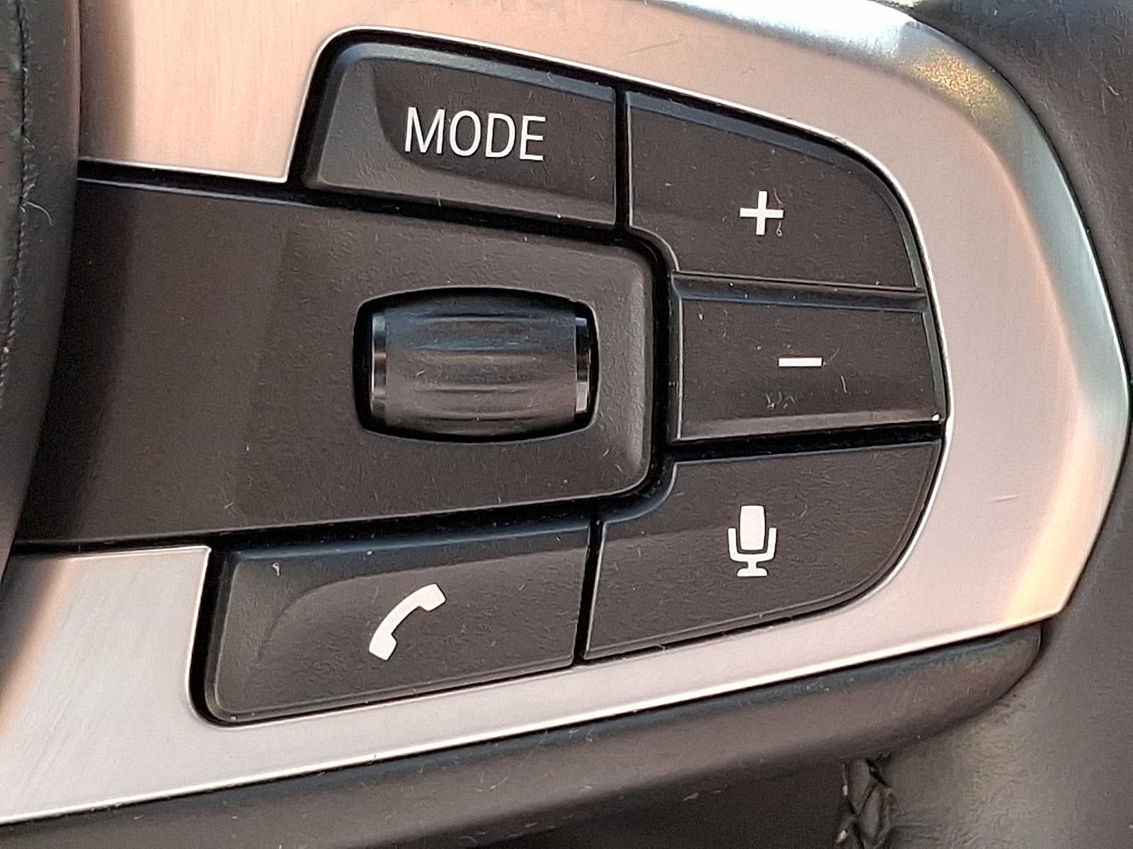 2018 BMW 5 Series 540i - Photo 24
