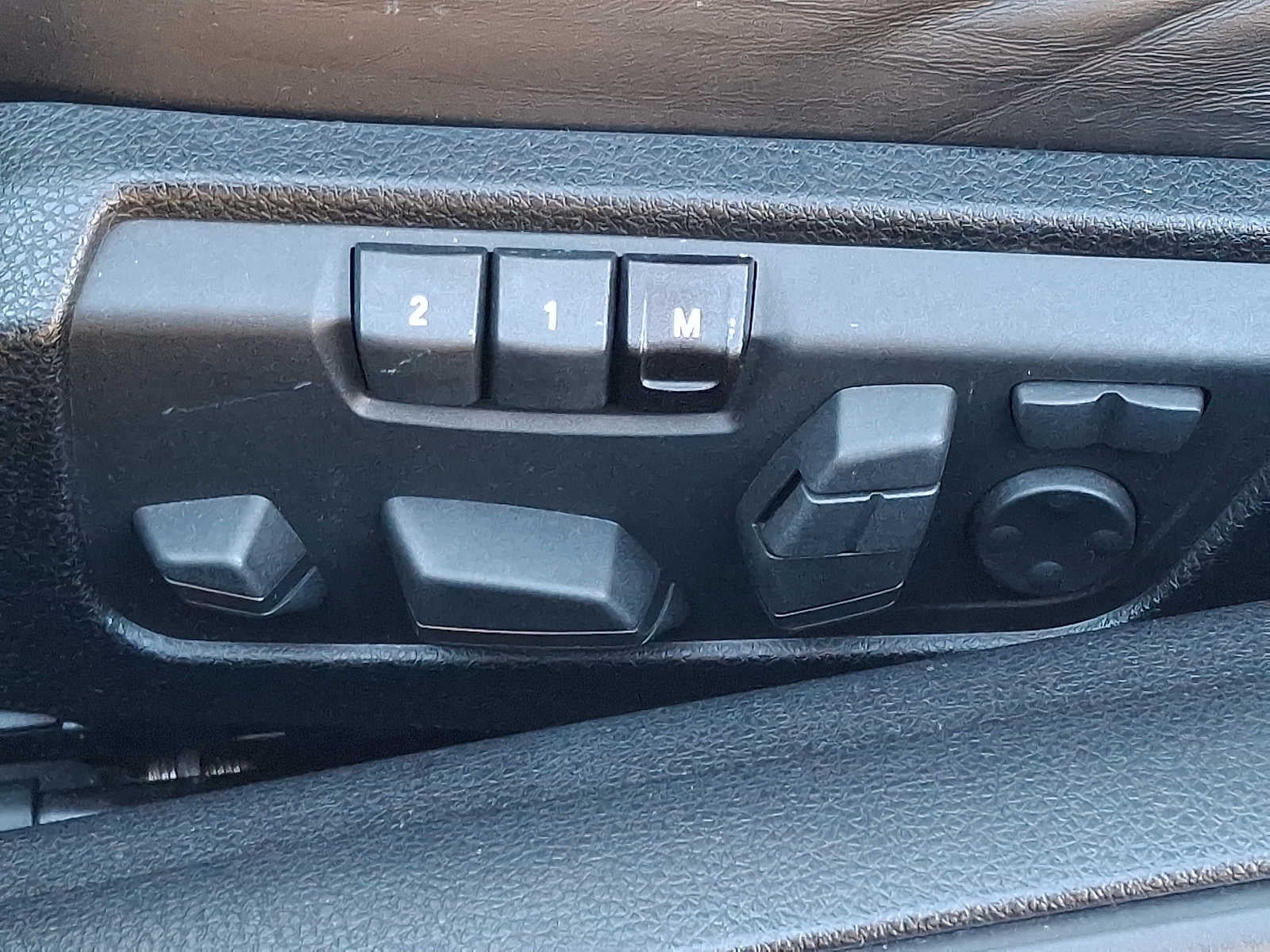 2014 BMW 6 Series 2dr Cpe 650i xDrive AWD