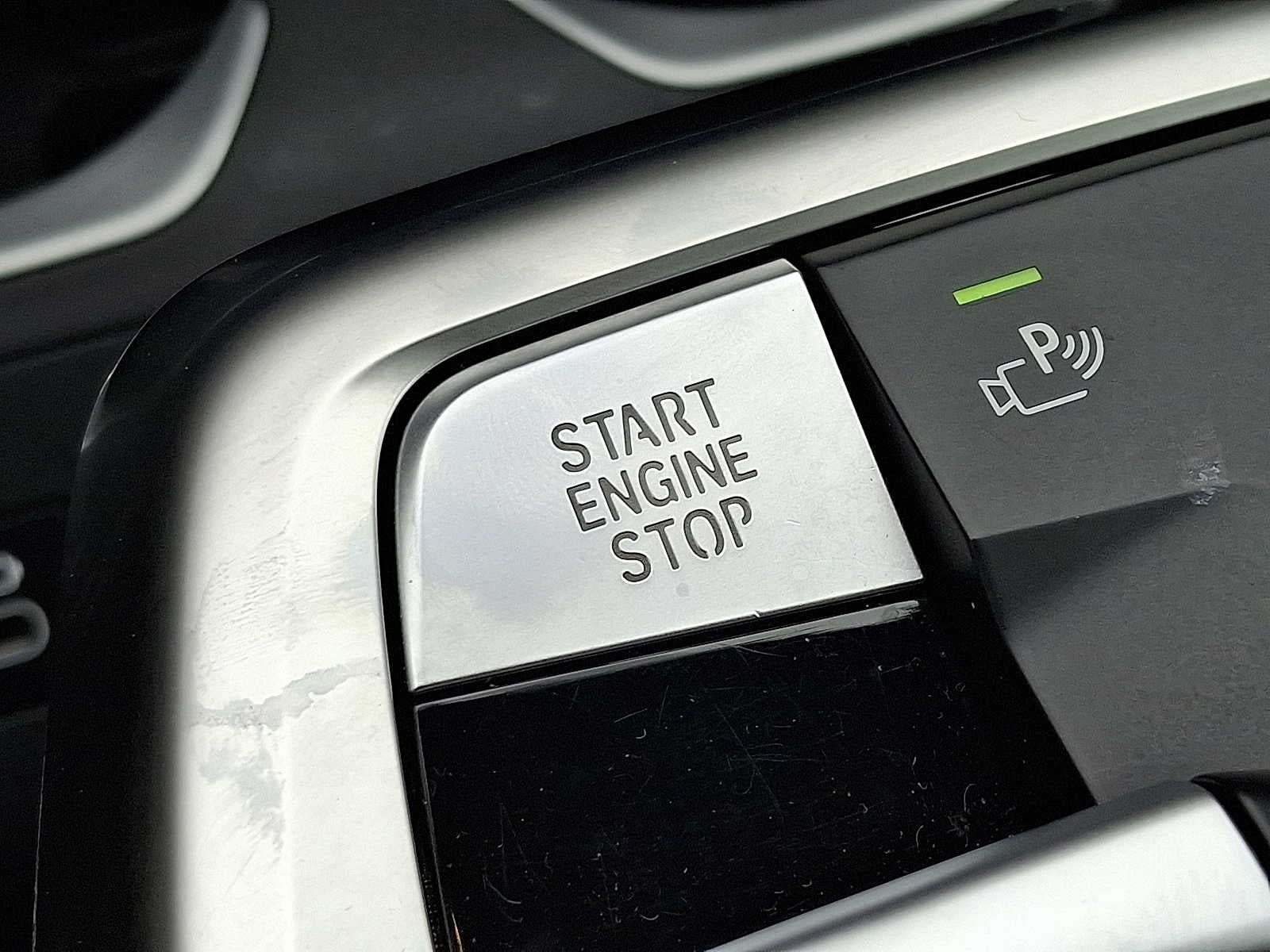 2025 BMW X1 xDrive28i Sports Activity Vehicle