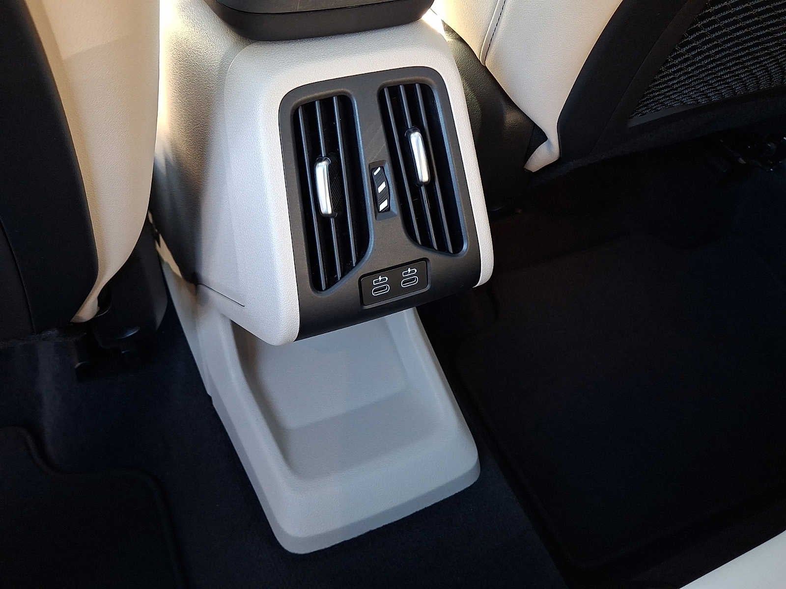 2023 BMW X1 28i - Photo 11