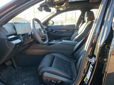 2025 BMW i5 xDrive40 Sedan