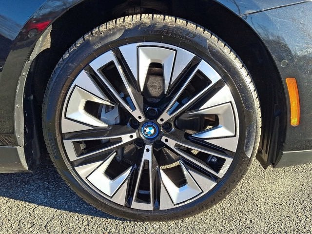 2025 BMW i5 xDrive40 Sedan