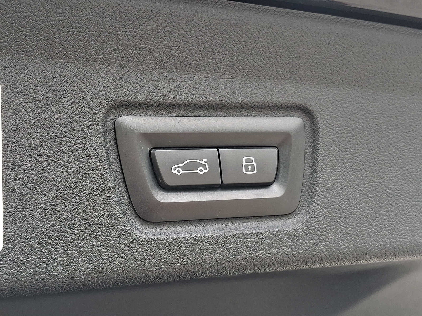 2024 BMW i4 35 - Photo 28