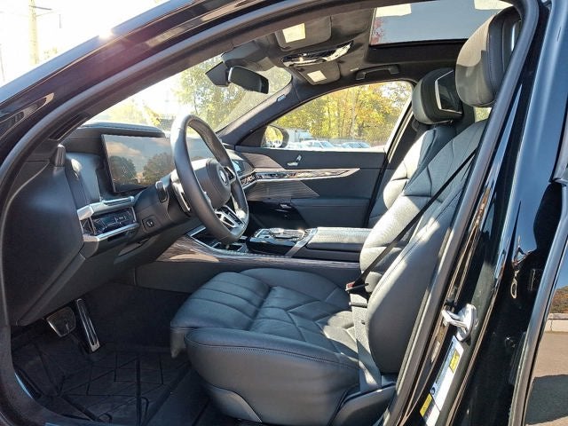 2024 BMW i7 Base - Photo 43