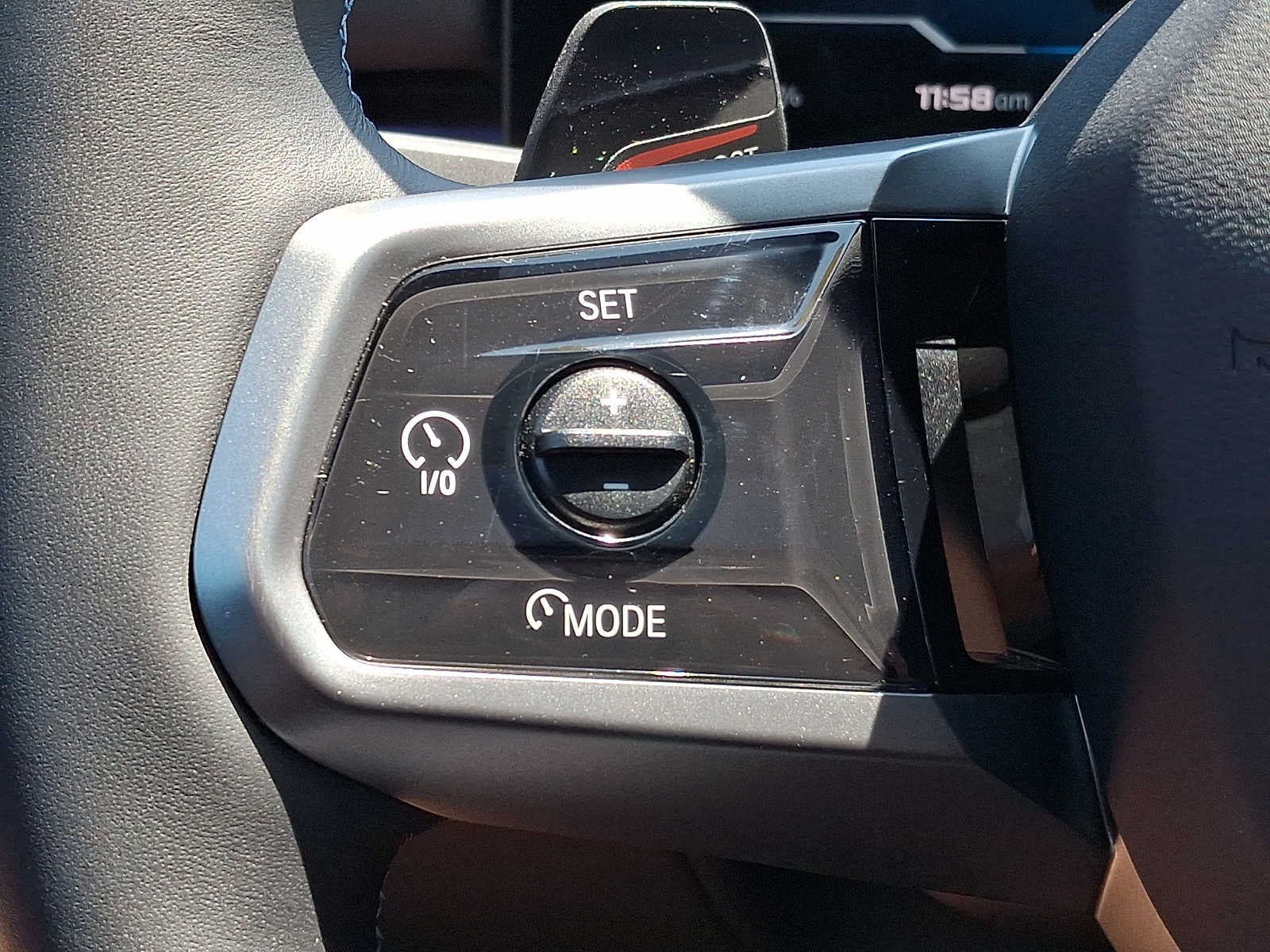 2024 BMW i5 M60 - Photo 18