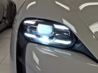 2021 Porsche Taycan Turbo S AWD