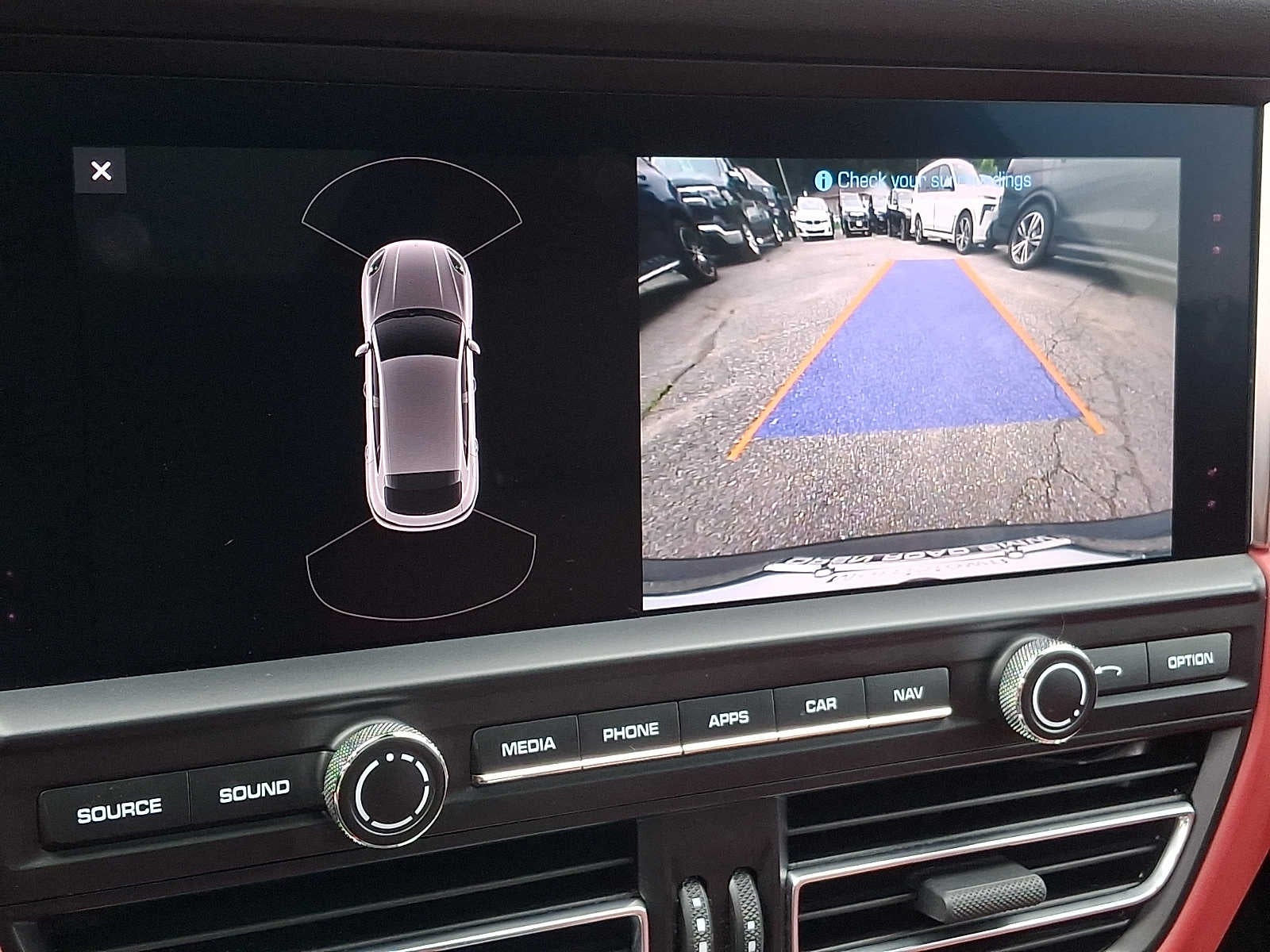 2020 Porsche Macan AWD