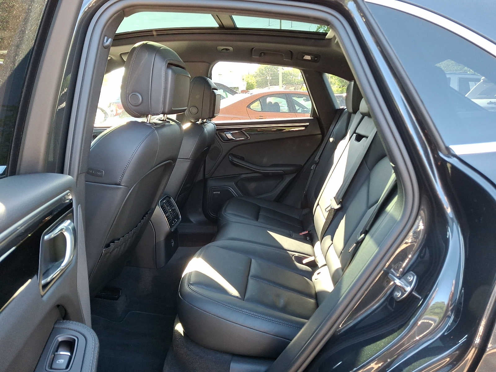 2024 Porsche Macan S AWD