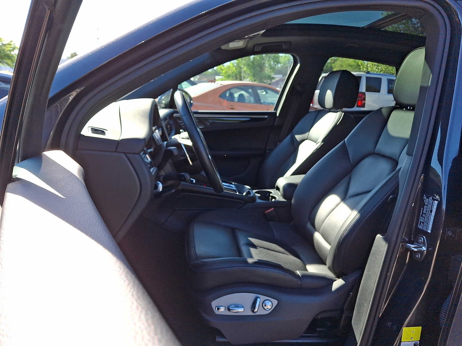 2024 Porsche Macan S AWD