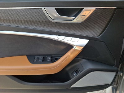 2022 Audi RS 6 Avant 4.0 TFSI quattro