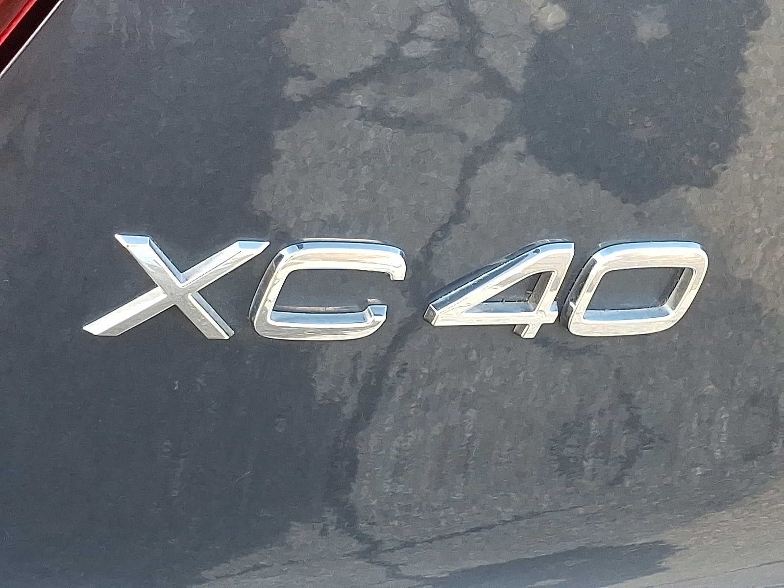 2022 Volvo XC40 T5 AWD Momentum